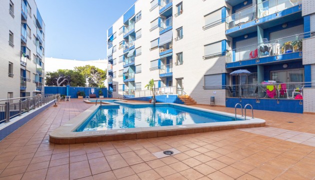 Odsprzedaż - Apartment - Torrevieja - Playa de los Locos
