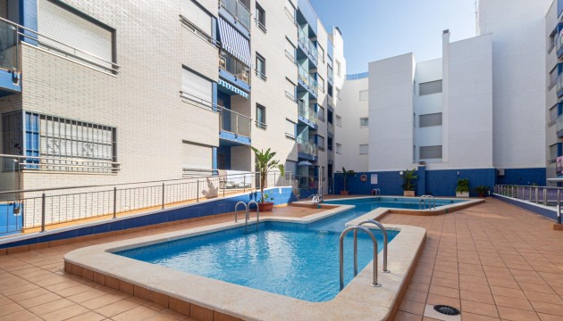 Odsprzedaż - Apartment - Torrevieja - Playa de los Locos
