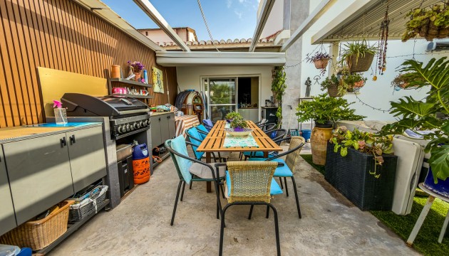 Odsprzedaż - Detached Villa - Torrevieja - Torreta Florida