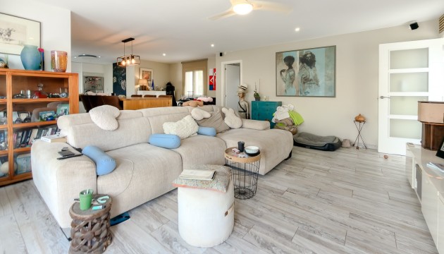 Odsprzedaż - Detached Villa - Torrevieja - Torreta Florida