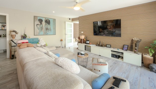 Odsprzedaż - Detached Villa - Torrevieja - Torreta Florida