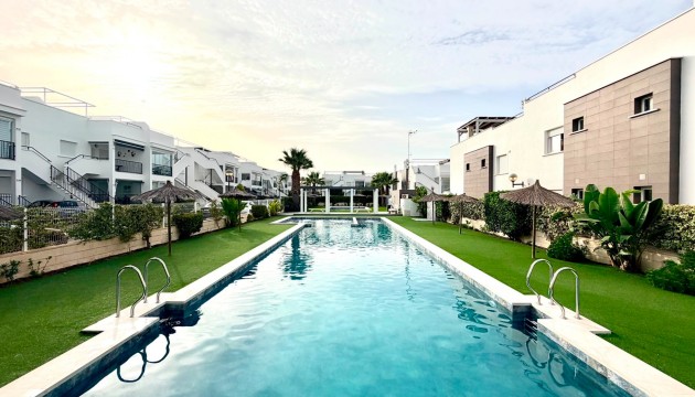 Odsprzedaż - Apartment - Torrevieja - Nueva Torrevieja - Aguas Nuevas