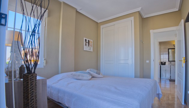 Videresalg - Detached Villa - Torrevieja