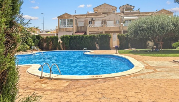 Odsprzedaż - Kamienica - Torrevieja