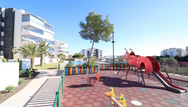 Odsprzedaż - Apartment - Orihuela Costa - Villamartín