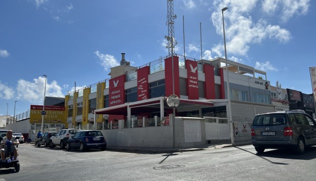 Begagnad - Kommersiell - Torrevieja