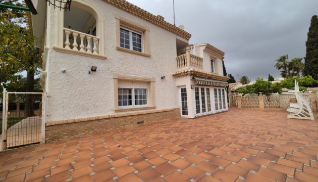 Resale - Detached Villa - Orihuela