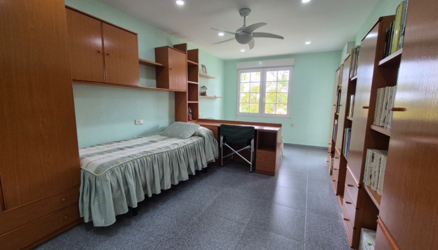 Resale - Detached Villa - Orihuela