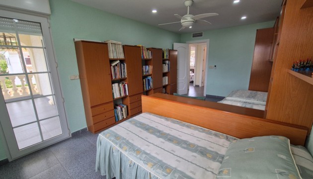 Resale - Detached Villa - Orihuela