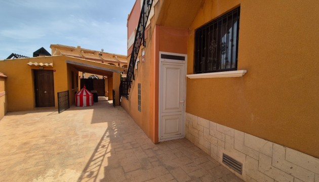 Herverkoop - Detached Villa - Torrevieja