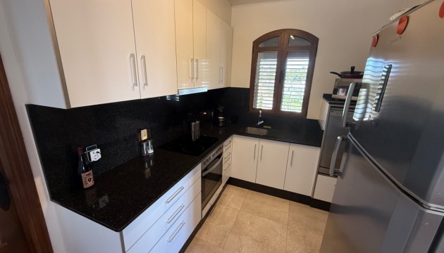 Reventa - Chalet Independiente - Orihuela