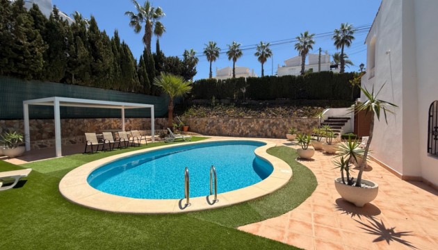 Reventa - Chalet Independiente - Orihuela