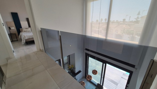 Resale - Detached Villa - Torrevieja
