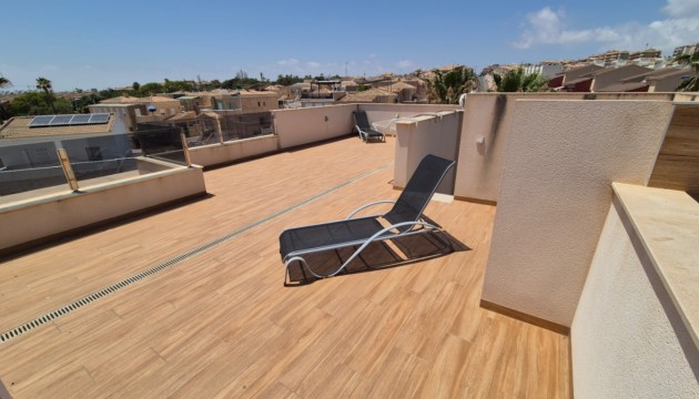 Resale - Detached Villa - Torrevieja