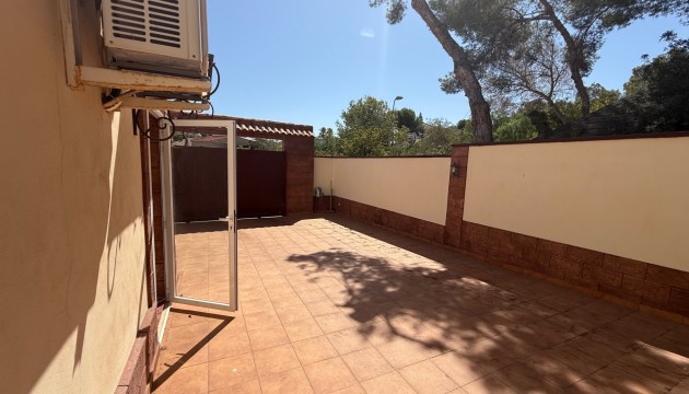 Reventa - Chalet Independiente - Torrevieja