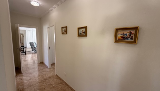 Reventa - Chalet Independiente - Torrevieja