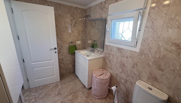 Reventa - Chalet Independiente - Torrevieja