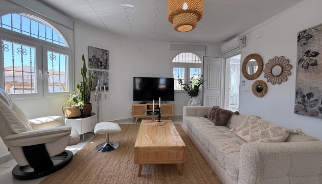 Odsprzedaż - Detached Villa - Torrevieja