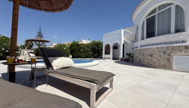 Odsprzedaż - Detached Villa - Torrevieja