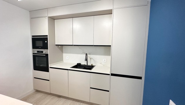 Odsprzedaż - Apartment - Torrevieja - El Acequión - Los Náufragos