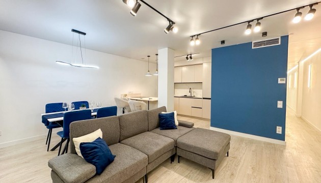 Odsprzedaż - Apartment - Torrevieja - El Acequión - Los Náufragos