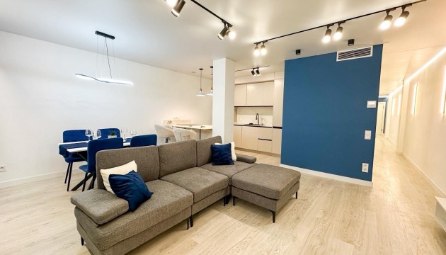 Odsprzedaż - Apartment - Torrevieja - El Acequión - Los Náufragos