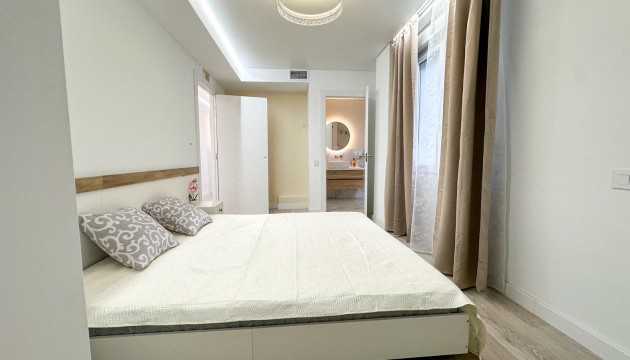 Odsprzedaż - Apartment - Torrevieja - El Acequión - Los Náufragos