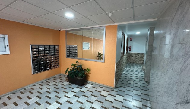 Odsprzedaż - Apartment - Torrevieja - El Acequión - Los Náufragos