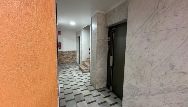 Odsprzedaż - Apartment - Torrevieja - El Acequión - Los Náufragos