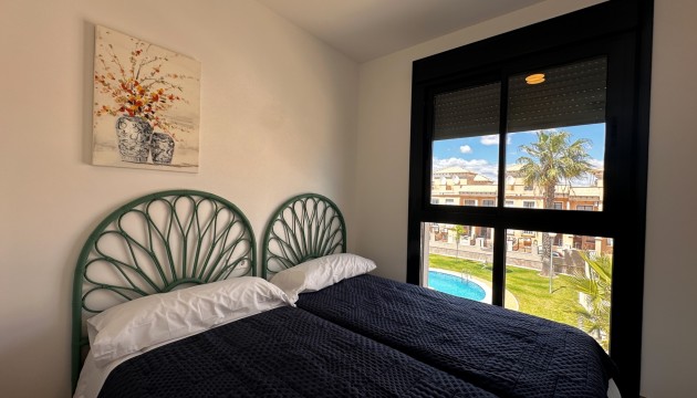 Odsprzedaż - Bungalow - Orihuela Costa