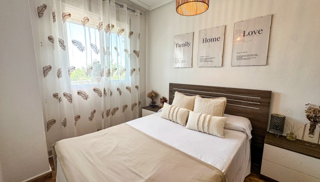 Herverkoop - Apartment - Guardamar del Segura