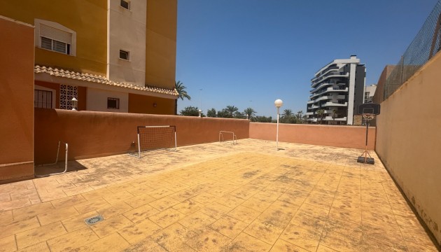 Herverkoop - Apartment - Guardamar del Segura