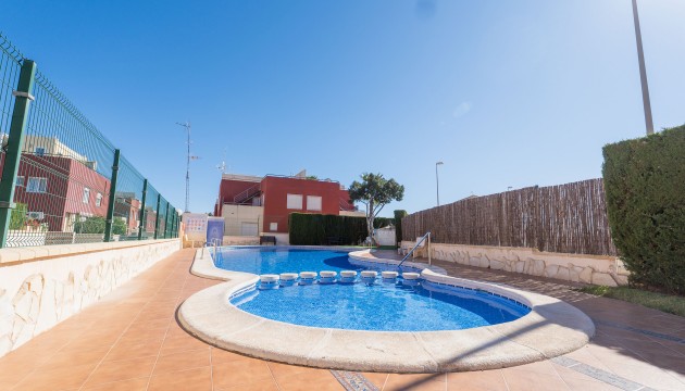 Odsprzedaż - Kamienica - Orihuela Costa - Villamartín
