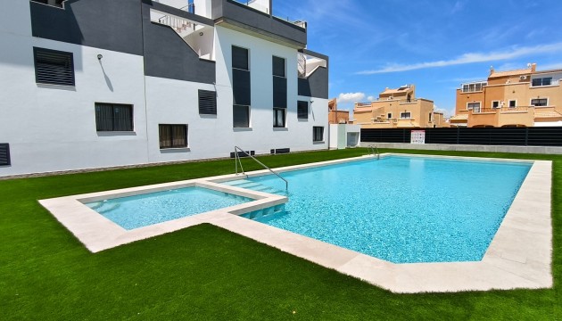 Odsprzedaż - Apartment - Orihuela Costa - Los Altos