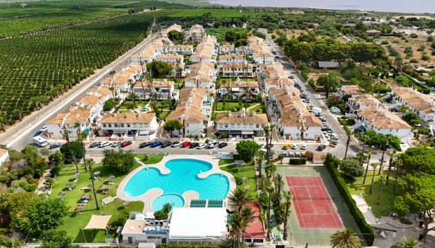 Odsprzedaż - Bungalow - Torrevieja - Los Balcones - Los Altos del Edén