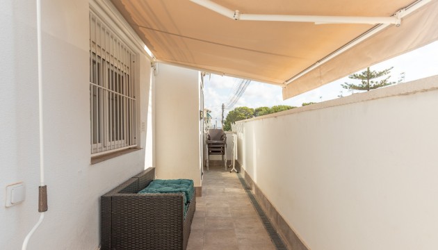 Odsprzedaż - Bungalow - Torrevieja - Los Balcones - Los Altos del Edén
