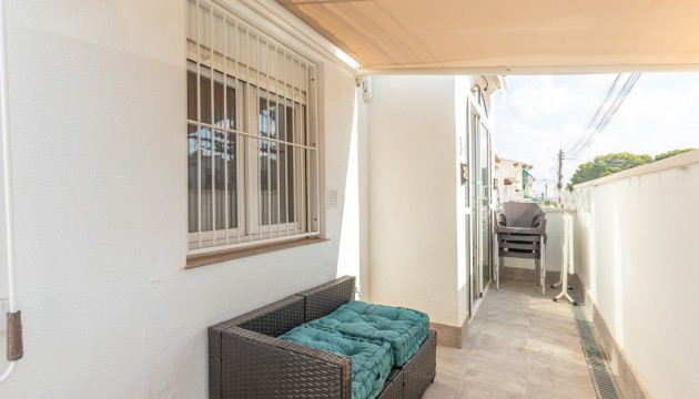Odsprzedaż - Bungalow - Torrevieja - Los Balcones - Los Altos del Edén