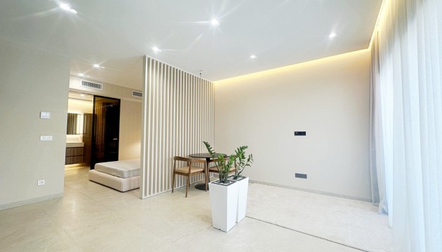 Resale - Apartament / Duplex - Torrevieja