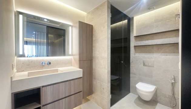 Resale - Apartament / Duplex - Torrevieja
