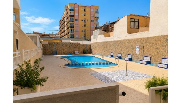 Resale - Apartament / Duplex - Torrevieja