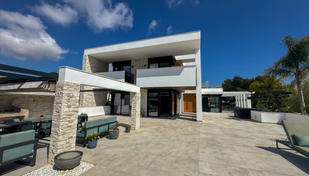 Videresalg - Detached Villa - Orihuela Costa - Villamartín