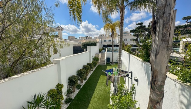 Videresalg - Detached Villa - Orihuela Costa - Villamartín