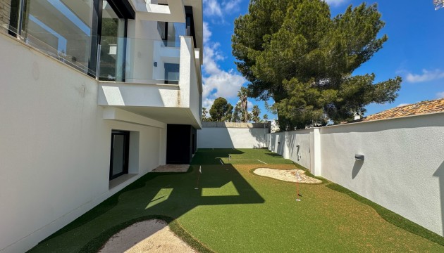 Videresalg - Detached Villa - Orihuela Costa - Villamartín