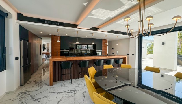 Videresalg - Detached Villa - Orihuela Costa - Villamartín