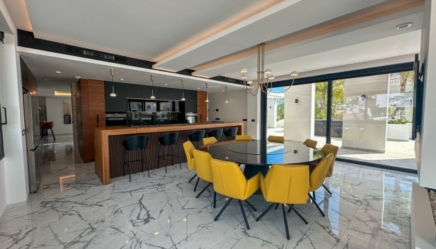 Videresalg - Detached Villa - Orihuela Costa - Villamartín