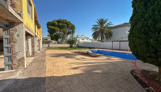 Odsprzedaż - Detached Villa - Orihuela Costa - Cabo Roig