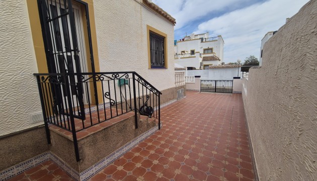 Videresalg - Semi Detached Villa - Orihuela Costa - Los Altos