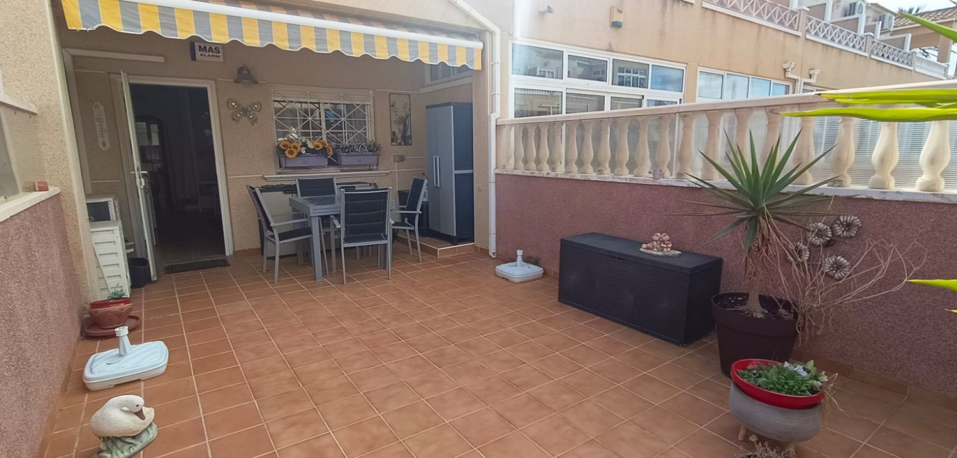 House in Urbanizacion los Balcones - Image 2