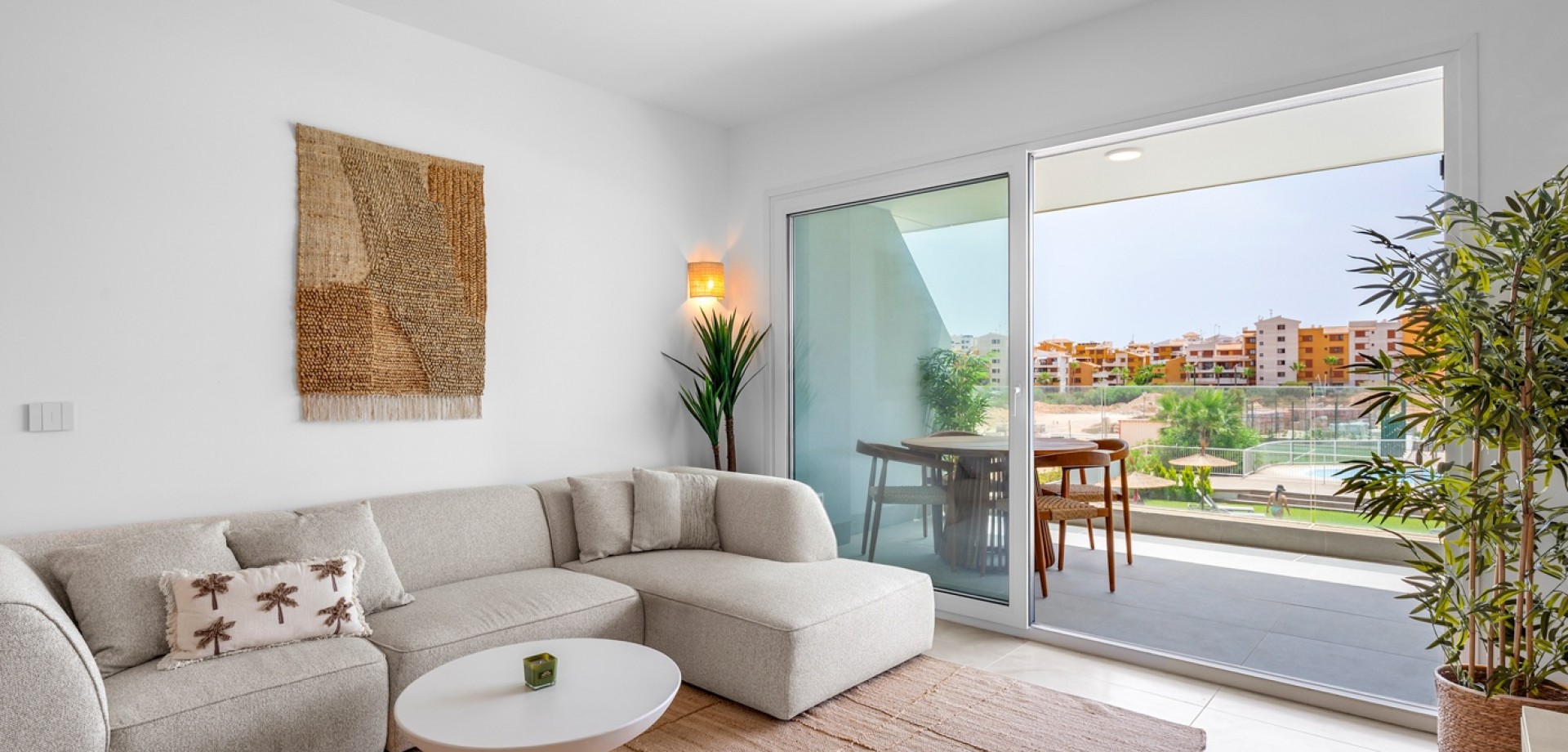 Apartment in Punta Prima - Image 4