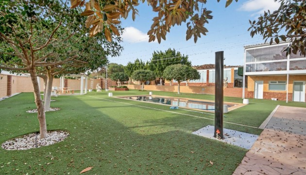 Перепродажа - отдельная вилла - Alicante